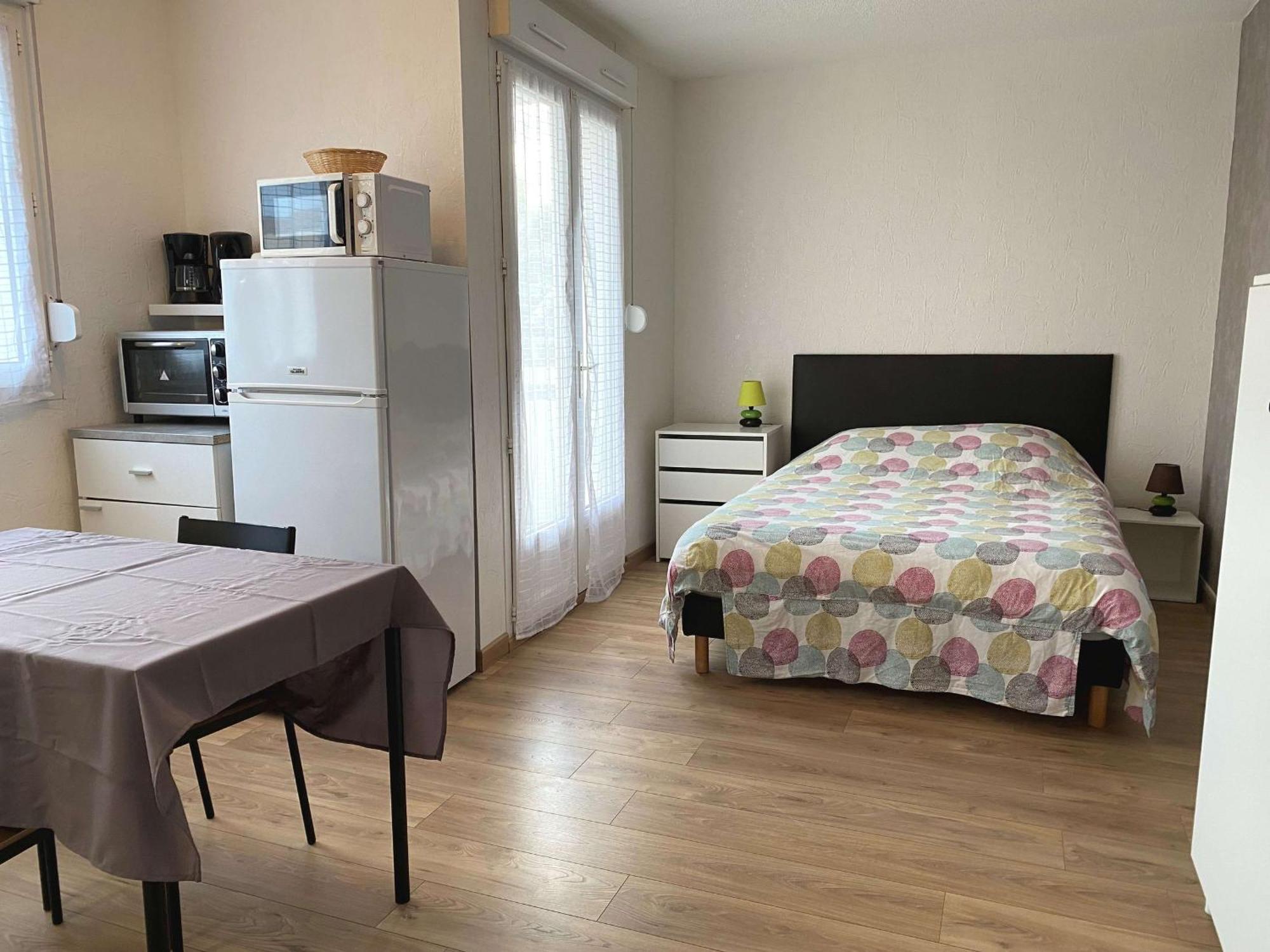 Studio Renove Avec Balcon, Proche Commerces, Wifi Et Cellier Privatif - Balaruc-Les-Bains. - Fr-1-553-13 외부 사진